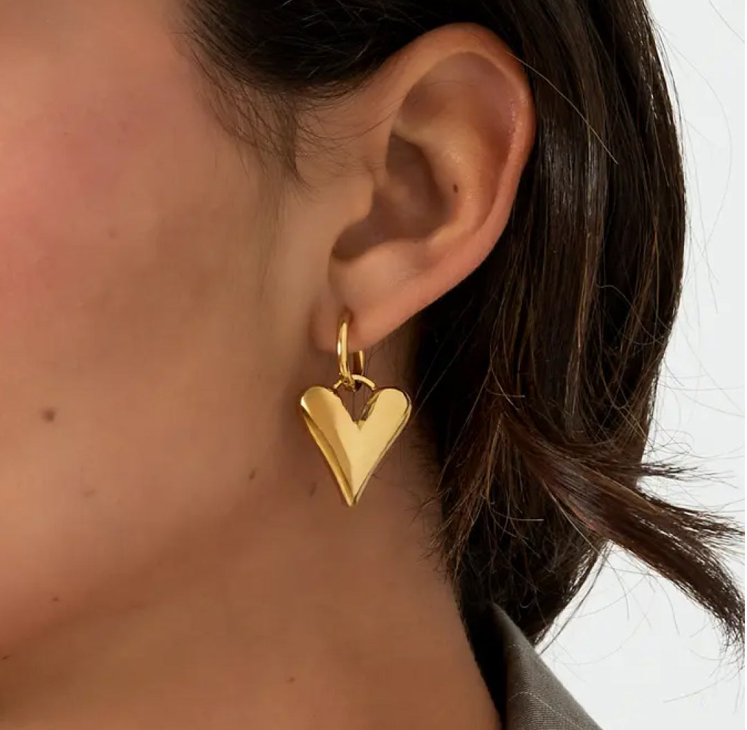 Gold dangling big heart charm earrings - Lavina Jewelz