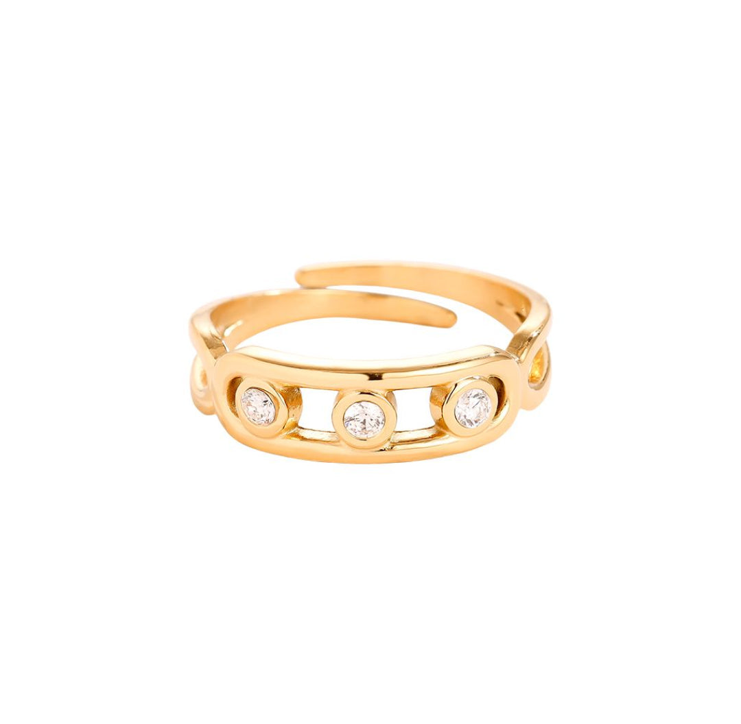 Gold fine ring with 3 round zirconia stones - Lavina Jewelz
