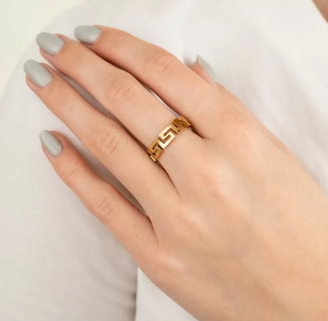 Gold ring with maze design and unique patterns - Lavina