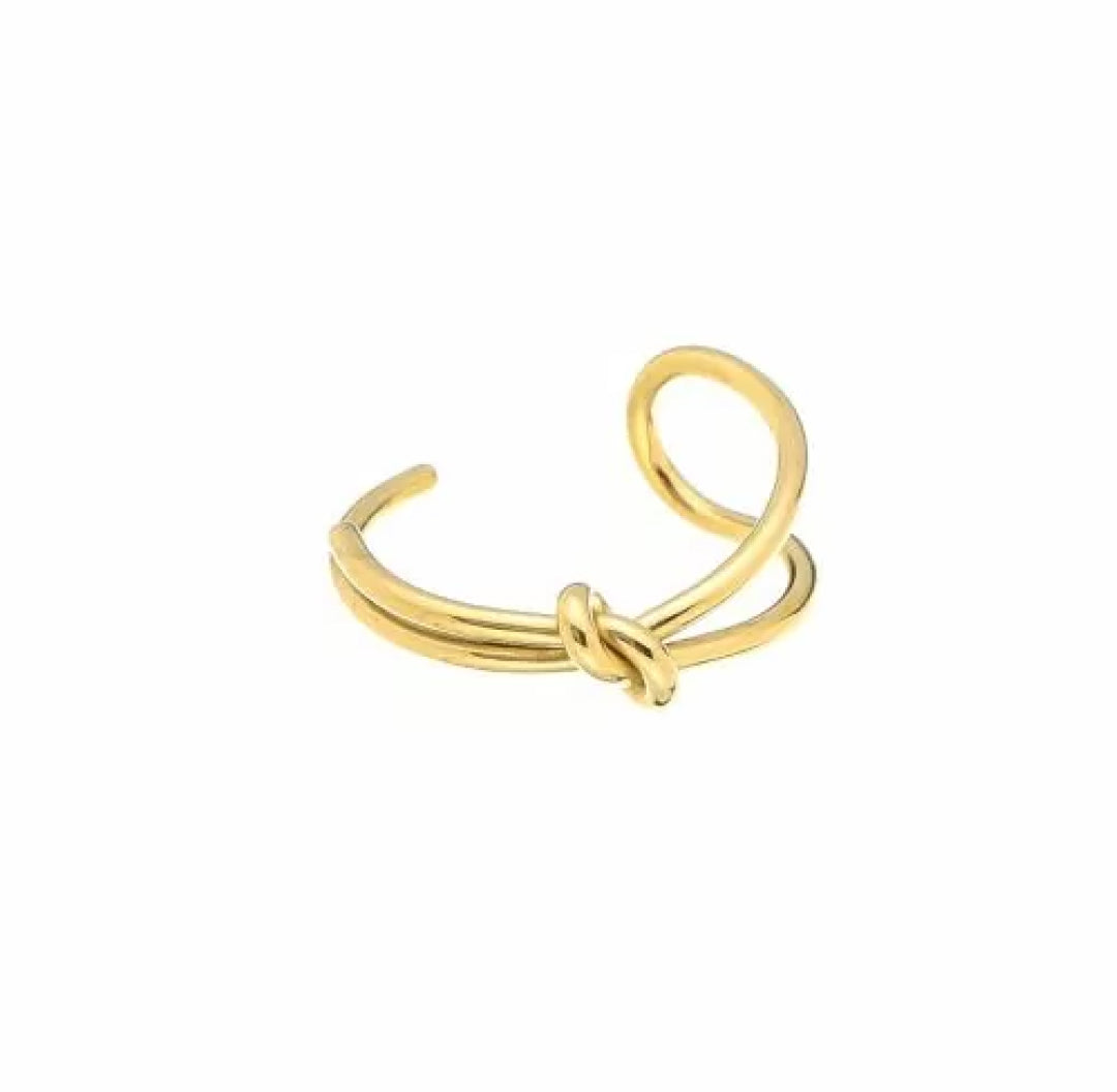 Gold ring with asymmetrical design and a knot - Lavina