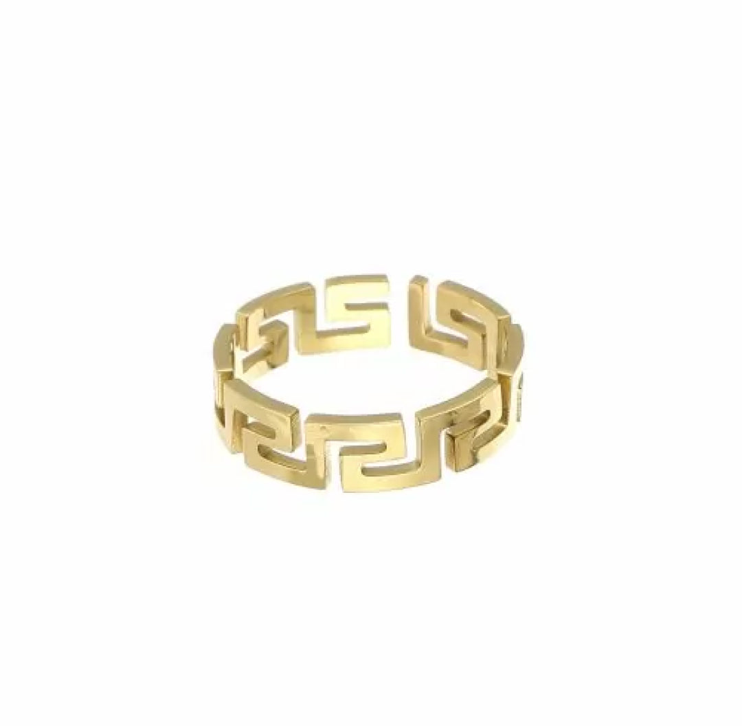 Gold ring with maze design and unique patterns - Lavina