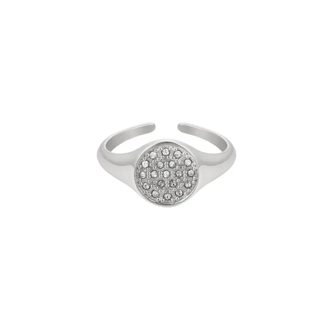 Round pave zirconia silver ring - Lavina