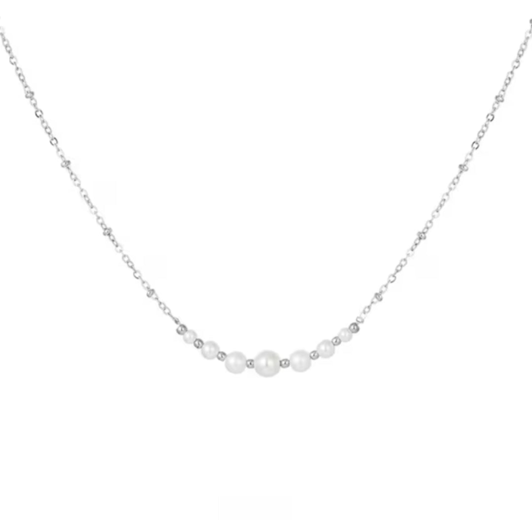 Silver pearl line necklace with 7 pearls - Lavina Jewelz