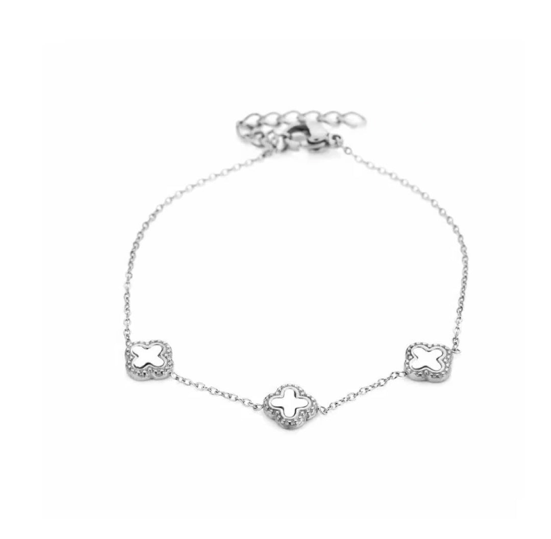 Enamel Clover Bracelet - Lavina Jewelz