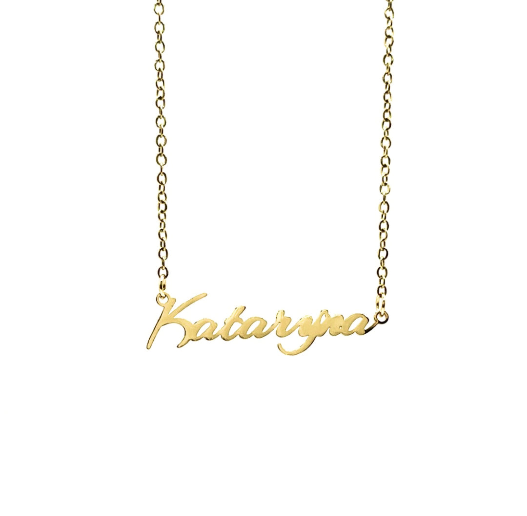 Personalized custom name necklace in gold - Lavina Jewelz