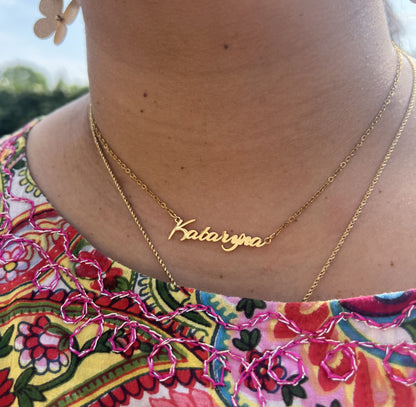Personalized custom name necklace in gold - Lavina Jewelz